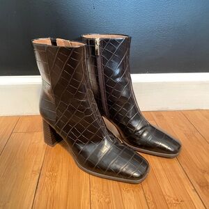 Brown Heeled Boots with Quilted Stitching